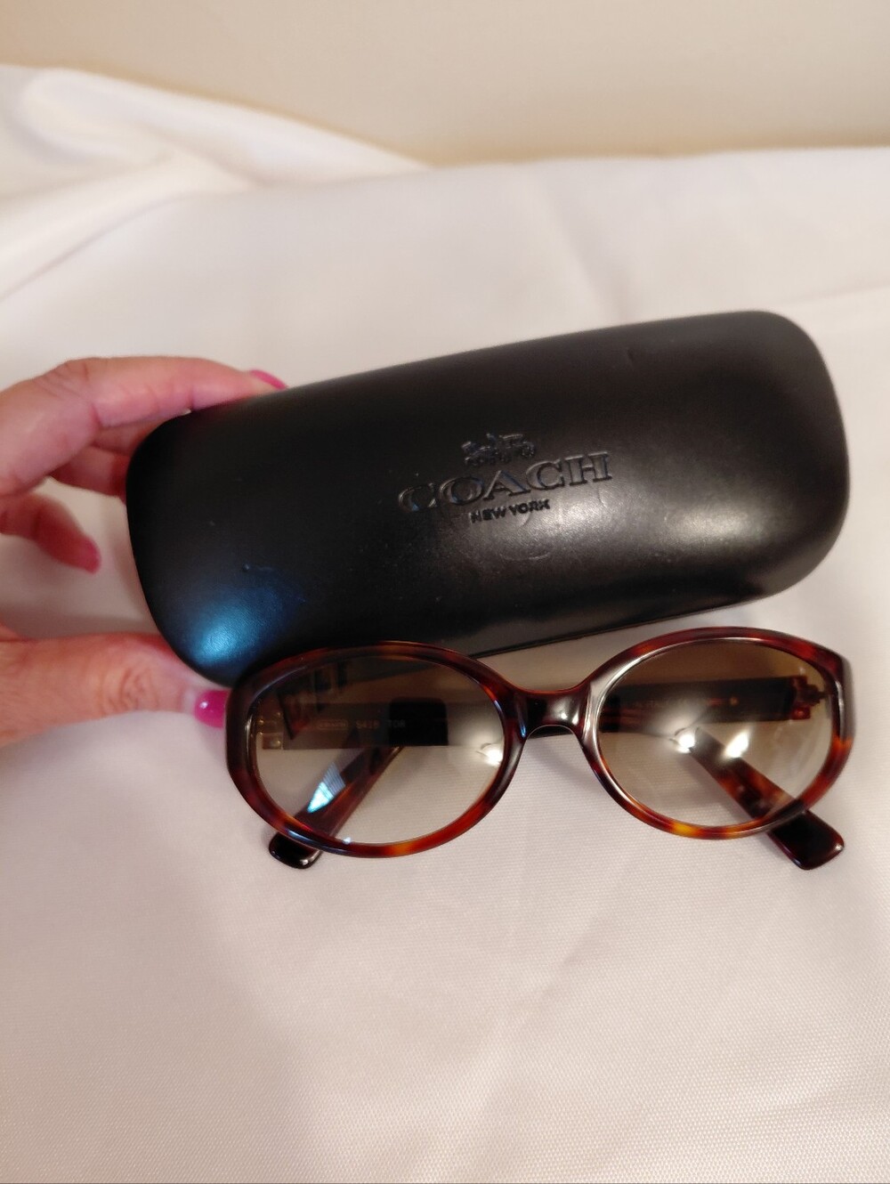 Coach Sunglasses Tortoise With Coach Case